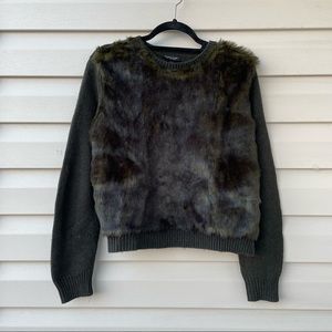 Topshop Green Faux Fur Front Knit Sweater Size 10